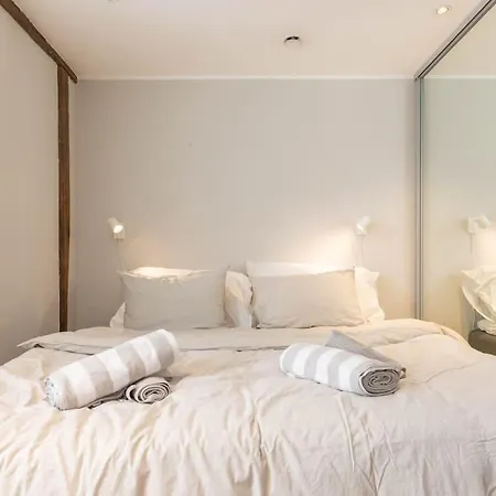 Dinbnb L 600 M To Bryggen L 3-story House L New In 2023 Semesterbostad *