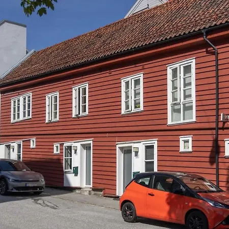 Dinbnb L 600 M To Bryggen L 3-story House L New In 2023 Bergen