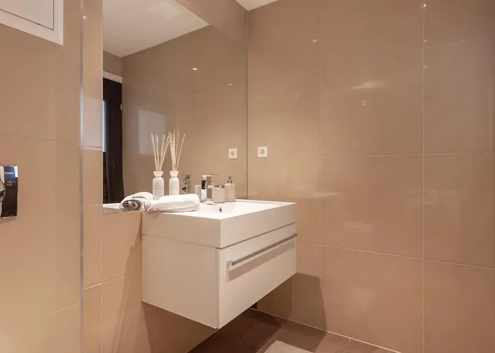 Dinbnb L 600 M To Bryggen L 3-story House L New In 2023 卑爾根